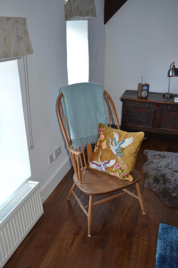 Loft Apartment Nr Bath & Bristol With Hot Tub Exterior photo